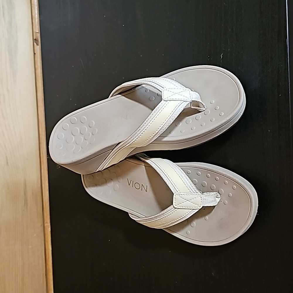 Ivory Platform wedge Vonics